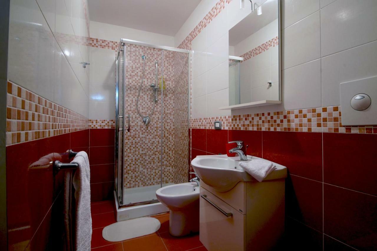 Mele@spaccanapoli Apartment Naples