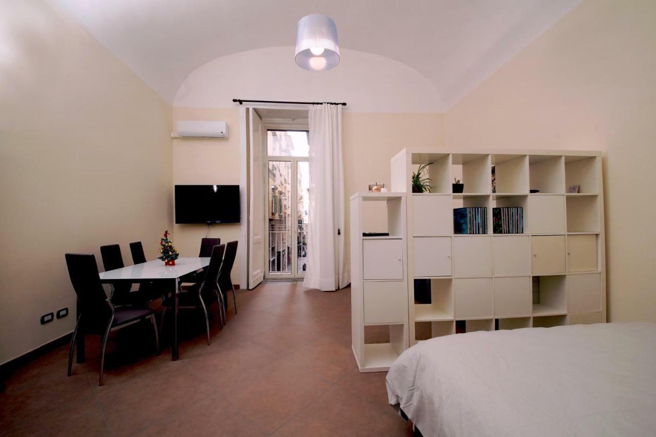 Mele@spaccanapoli Apartment *
